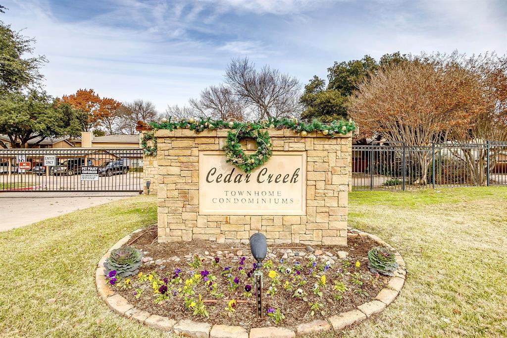 Cedar Creek Twnhms - Residential Lease