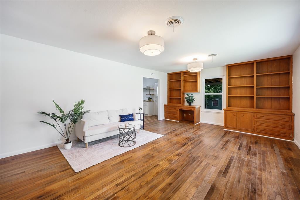 112 W Oconnell Street