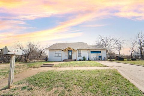 1109 W Elm Street Breckenridge TX 76424