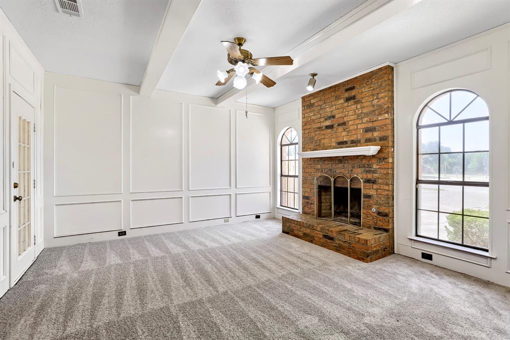 2212 Oak Bluff Drive