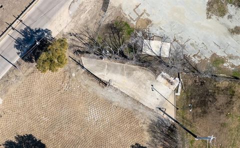 Tiny photo for 1020 US Highway 80 E, Mesquite, TX 75149 (MLS # 20877037)