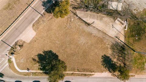 Tiny photo for 1020 US Highway 80 E, Mesquite, TX 75149 (MLS # 20877037)