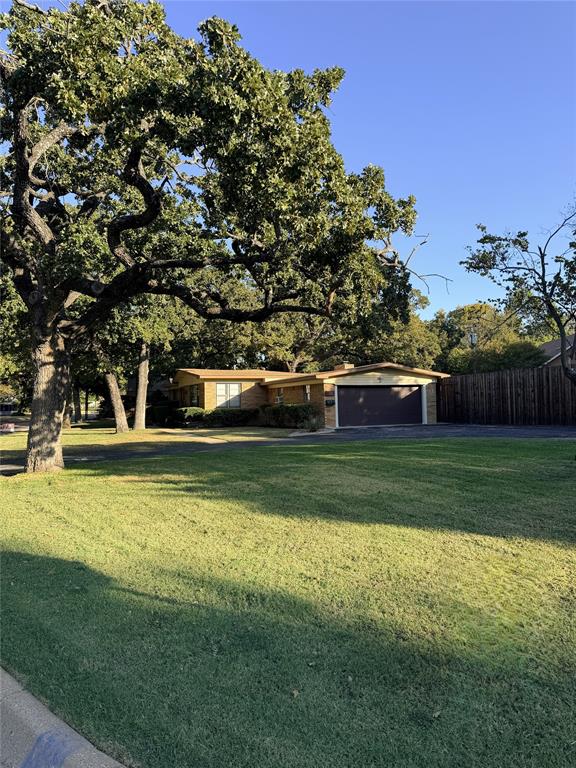 1325 Redbud Drive