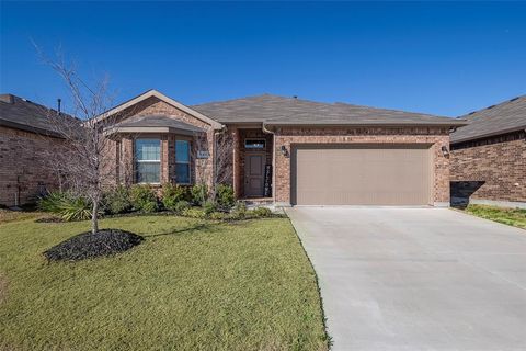 841 Holler Loop Fort Worth TX 76247