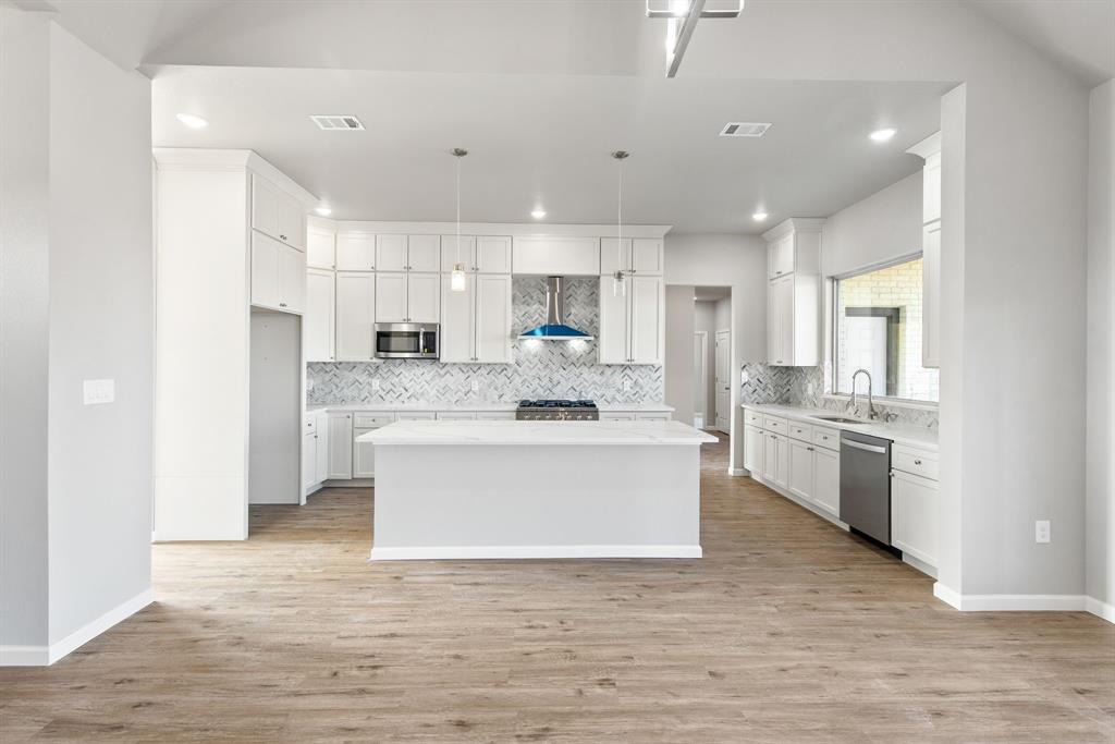 150 Private Road 5440
