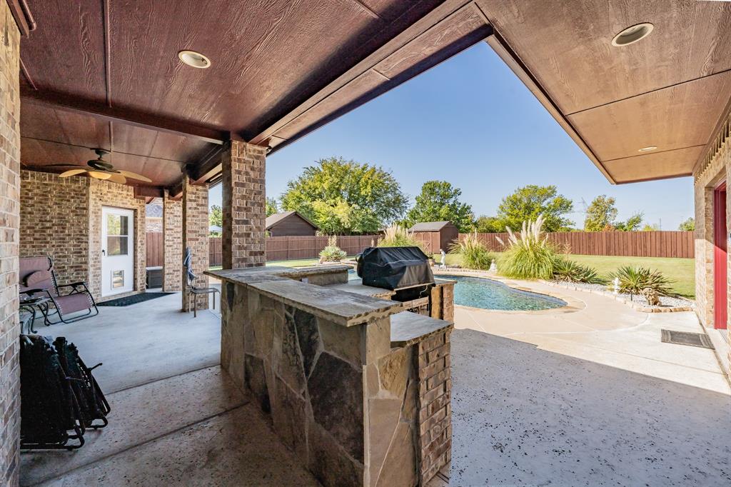 1704 Timber Falls Lane