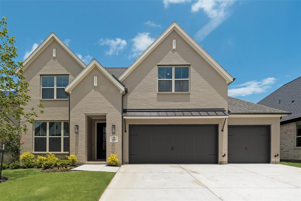 6040 Strada Cove