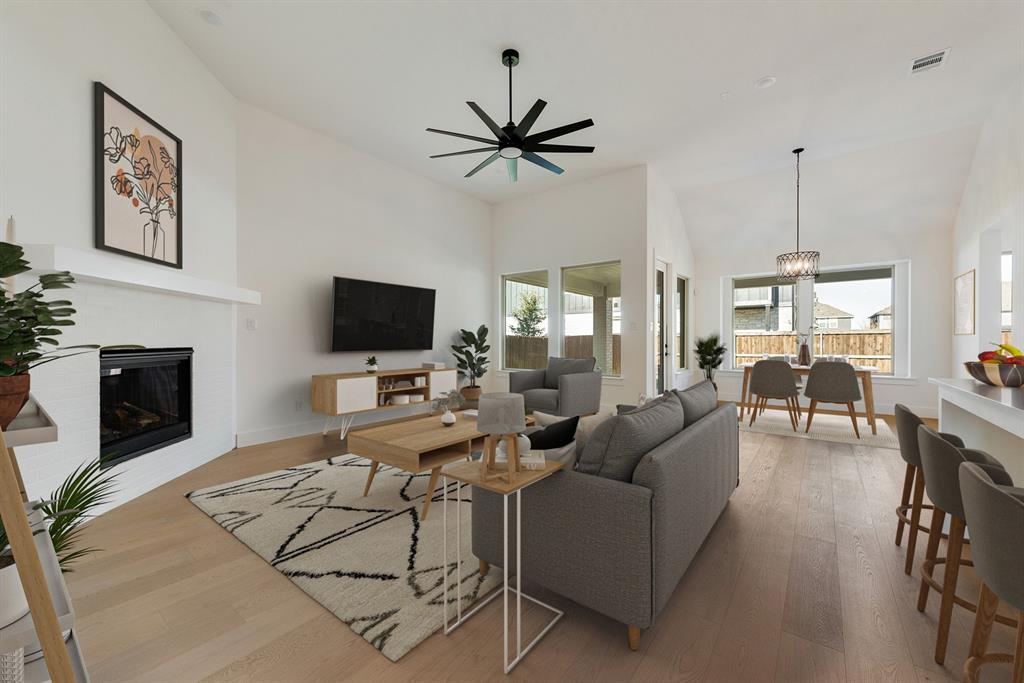6040 Strada Cove
