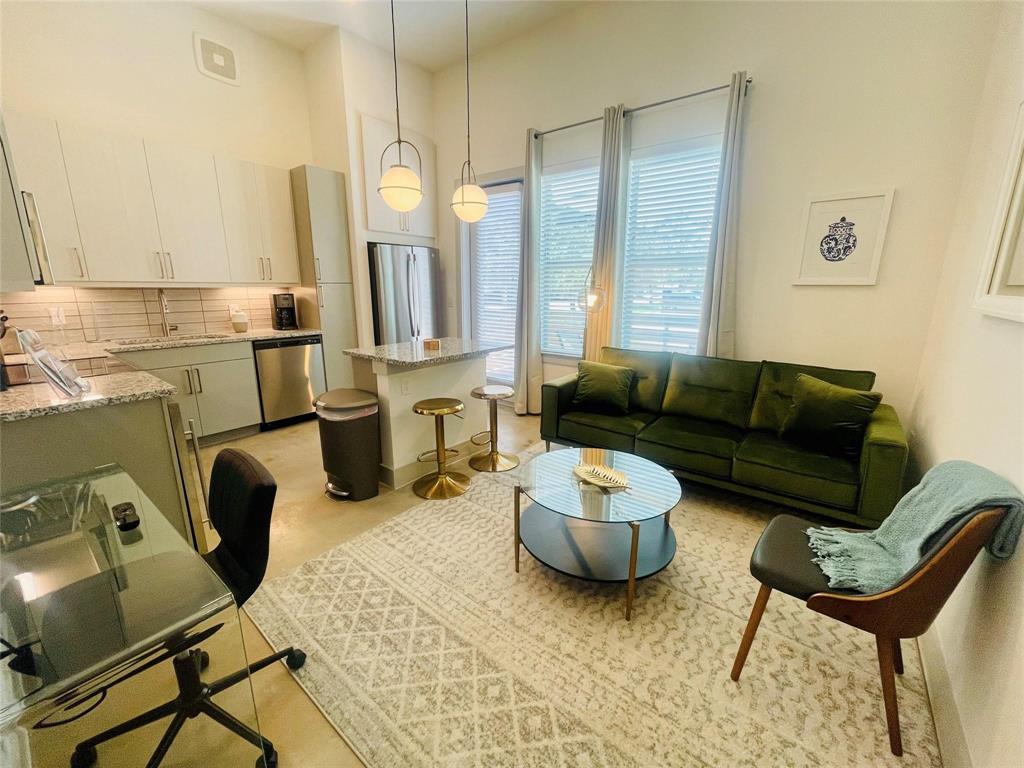 U R C Add - Residential Lease