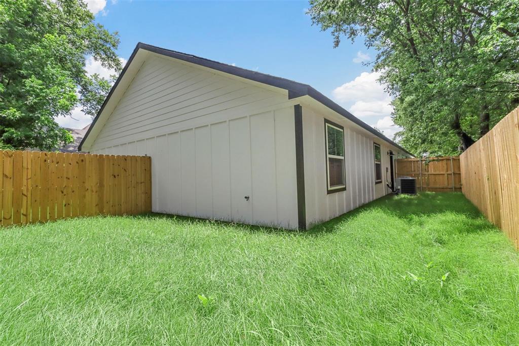 FOOTPRINT RESIDENTIAL - Residential Lease