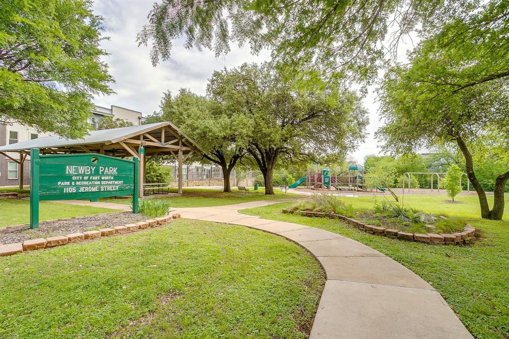 Mistletoe Heights Add - Residential