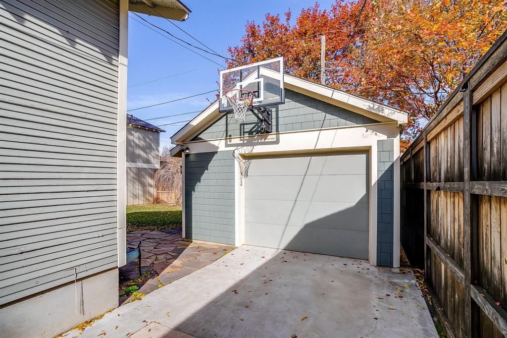 Mistletoe Heights Add - Residential