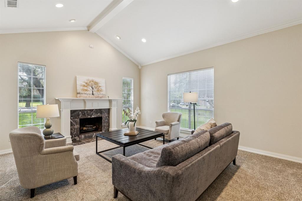 711 Glenhaven Drive