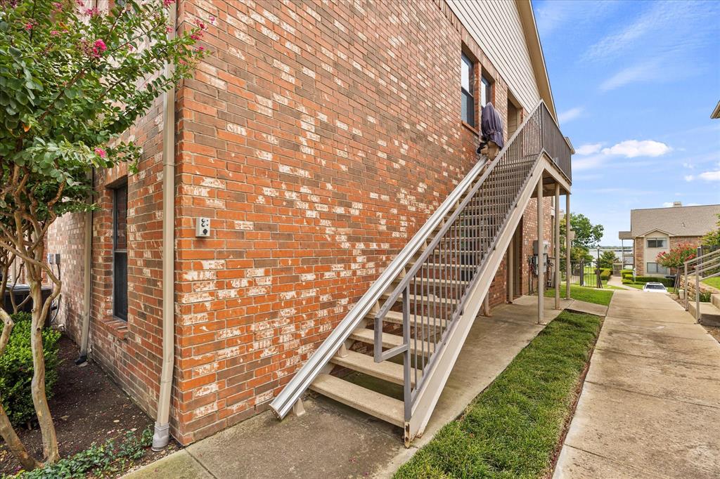 Signal Ridge #4 - Residential