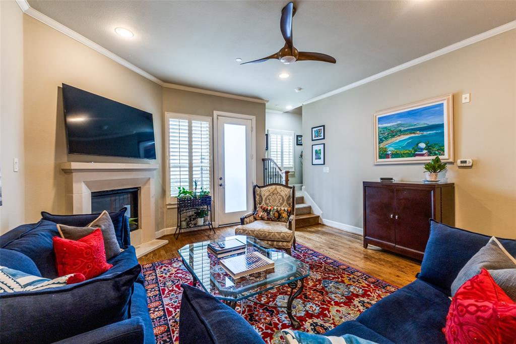 7333 Valley View Lane 304