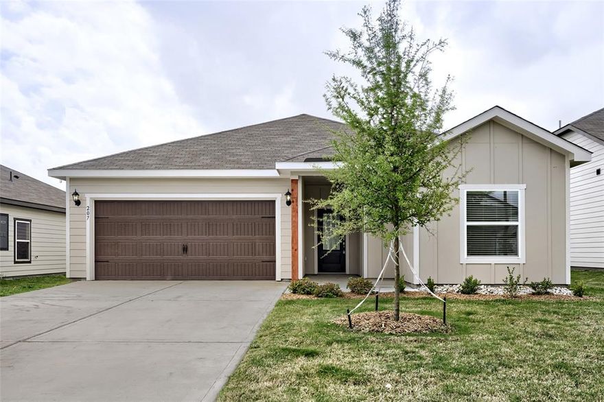 This thoughtfully designed three-bedroom, two-bath home offers an inviting open-concept layout that seamlessly connects the upgraded kitchen to the expansive family room, creating an ideal space for both everyday living and entertaining. The kitchen features rich wood cabinetry, granite countertops, energy-efficient appliances, and a versatile island that provides additional workspace and casual dining. A flexible room just off the family area adds even more functionality, perfect for a home office, gym, craft space, or playroom. Every bedroom includes a walk-in closet, complemented by a spacious pantry and multiple linen closets throughout the home, ensuring exceptional storage and effortless organization. Designed with comfort, convenience, and modern living in mind, this home offers a layout that truly works for today’s lifestyle.