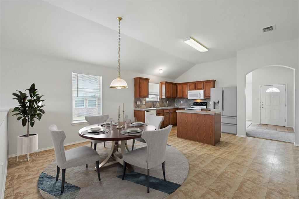 Lancaster, Texas 75134, United States, 3 Bedrooms Bedrooms, ,2 BathroomsBathrooms,Residential,Pending,149732