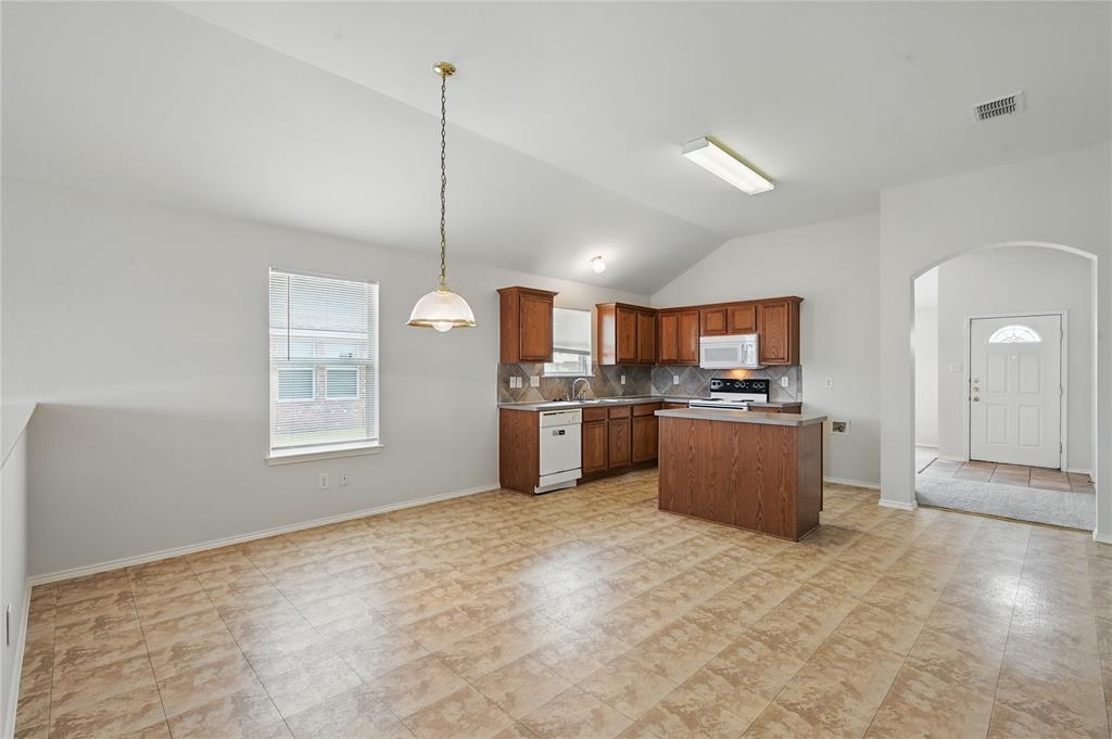 Lancaster, Texas 75134, United States, 3 Bedrooms Bedrooms, ,2 BathroomsBathrooms,Residential,Pending,149732