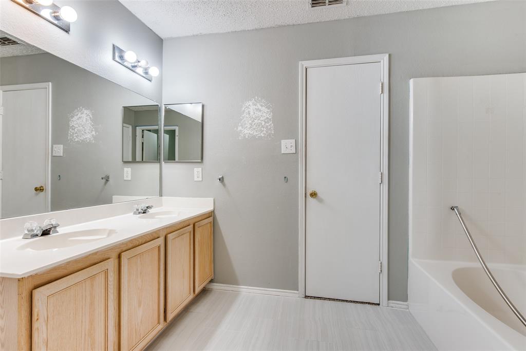 Creek Hollow Ph 1 - Residential Lease