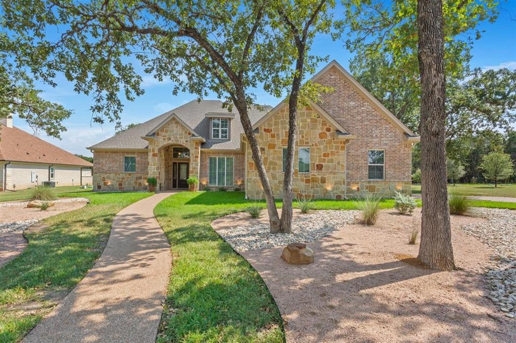 1092 Century Oaks Drive