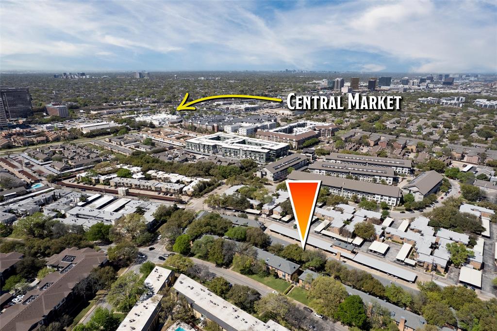 LA FONTAINE CONDOMINIUM - Residential