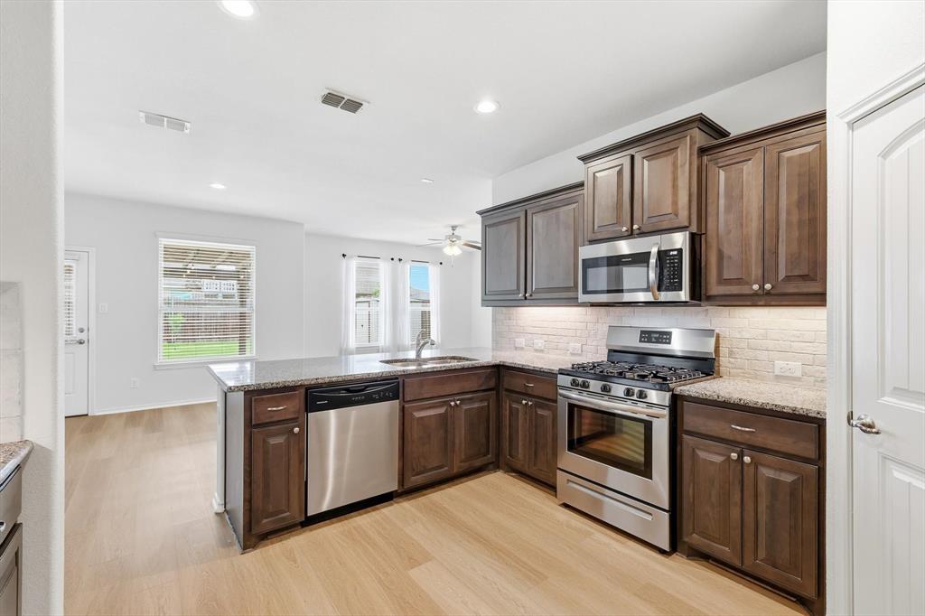 Hawthorne Meadows - Residential