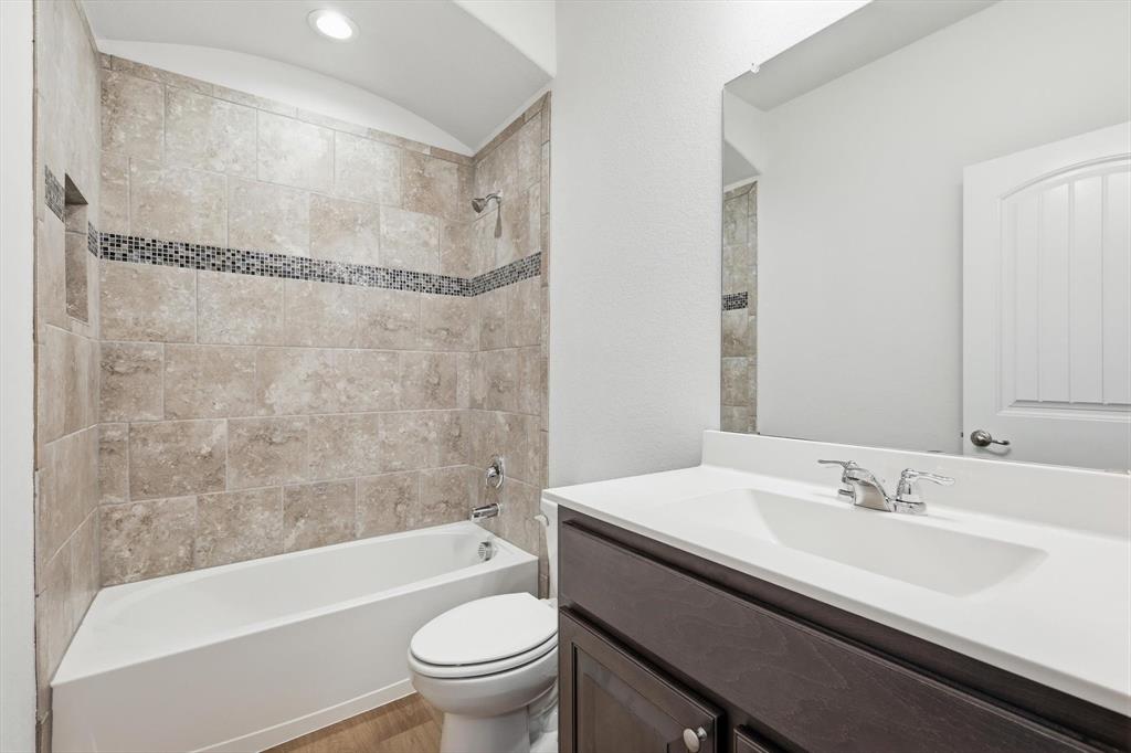 Hawthorne Meadows - Residential