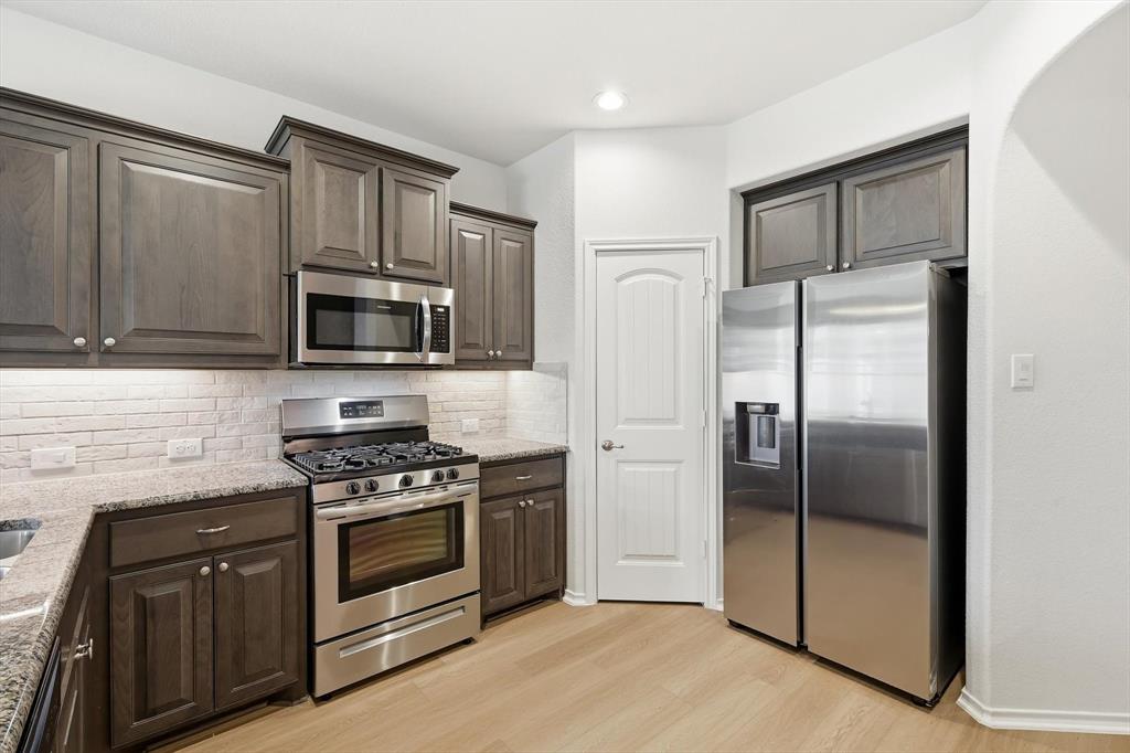 Hawthorne Meadows - Residential