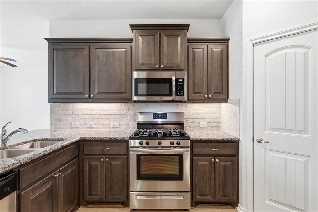 Hawthorne Meadows - Residential