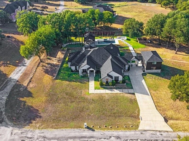 Photo 1 of 40 — 1075 Serenity Cove, Combine, TX 75159