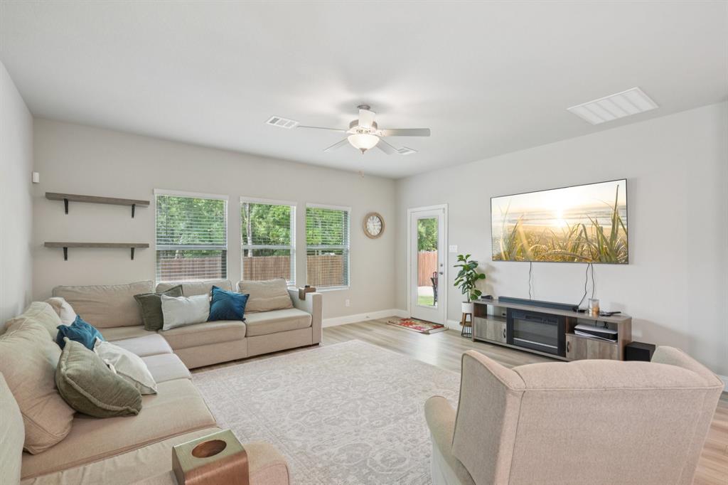1401 Birchwood Lane