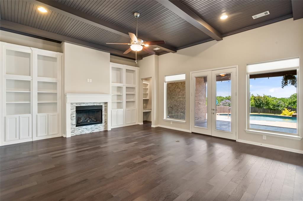 704 Prairie Timber Road