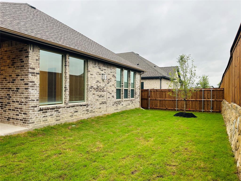 South Pointe - Residential Lease