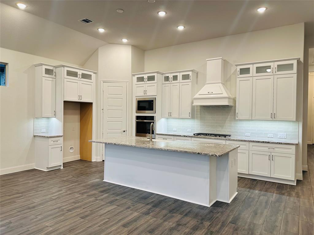 South Pointe - Residential Lease