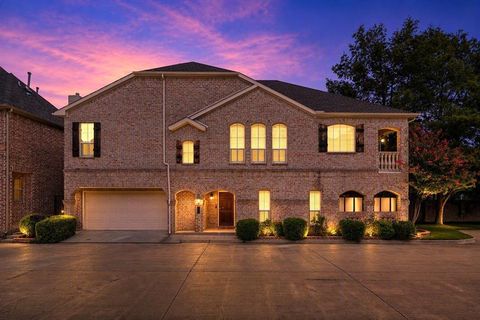 Photo of 18130 Frankford Lakes Circle, Dallas, TX 75252 (MLS # 21333681)