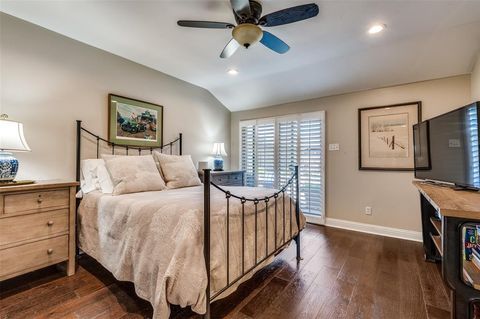 Tiny photo for 100 Hillview Court, Hurst, TX 76054 (MLS # 21101639)