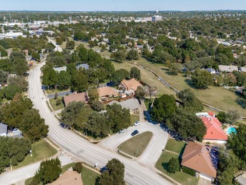 Tiny photo for 100 Hillview Court, Hurst, TX 76054 (MLS # 21101639)