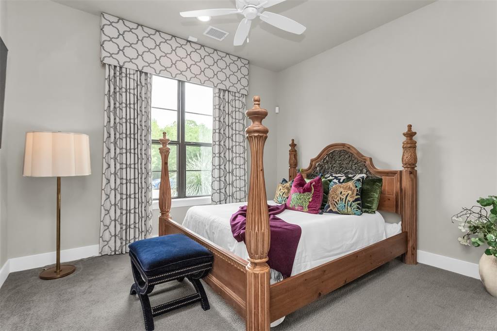 8138 Edgefield Court
