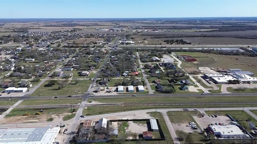 Nice commercial lot in town with easy access to I 45 and other surrounding cities in Ellis County. Be part of the flourishing growth in Ferris! Bring your own builder or build to suit with seller.