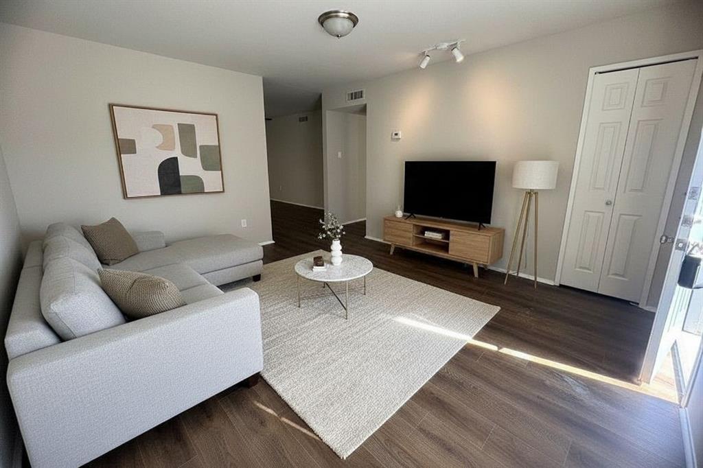 Cedar Hill East 02 - Residential