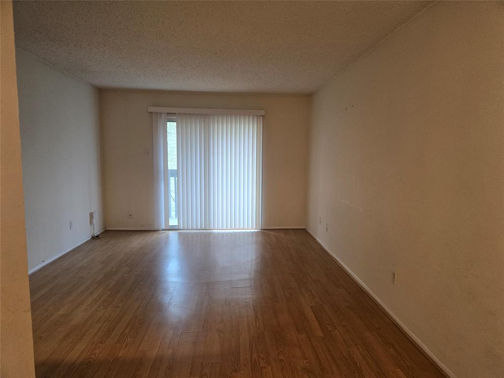 4837 Cedar Springs Road 201