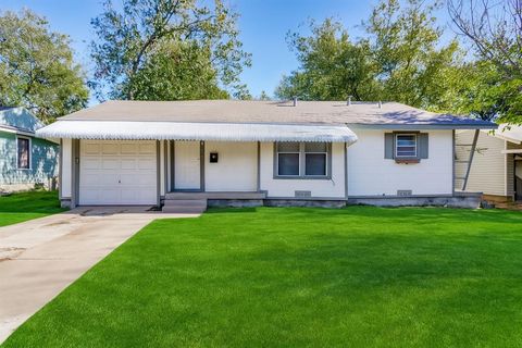 5053 Penrose Avenue Fort Worth TX 76116