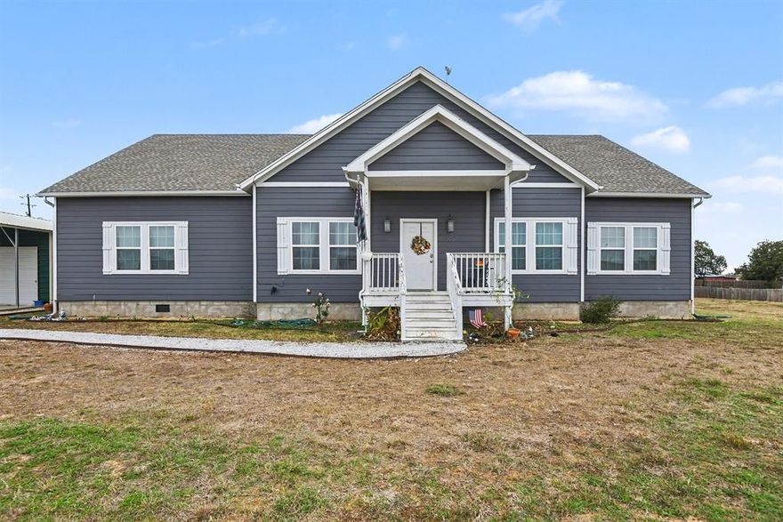 Discover peaceful country living on this spacious 1-acre property, perfect for anyone seeking privacy, open space, and room to breathe. Located in a quiet neighborhood with minimal light pollution, you can enjoy beautiful starry nights right from your backyard. With endless possibilities for outdoor activities, gardening, entertaining, or simply relaxing, this property offers the lifestyle you’ve been searching for. Inside, the home features a formal dining room, a versatile flex space, and an eat-in kitchen ideal for gatherings of any size. The huge master bedroom provides plenty of room to unwind and design your perfect retreat. The property includes a large 2-car garage capable of accommodating a full-sized pickup truck with additional storage space. In front of the garage, a covered carport provides even more protection from the elements—offering enough covered parking for up to 4 cars. If you're looking for space, tranquility, and endless potential, this is the home for you. Schedule your showing today!