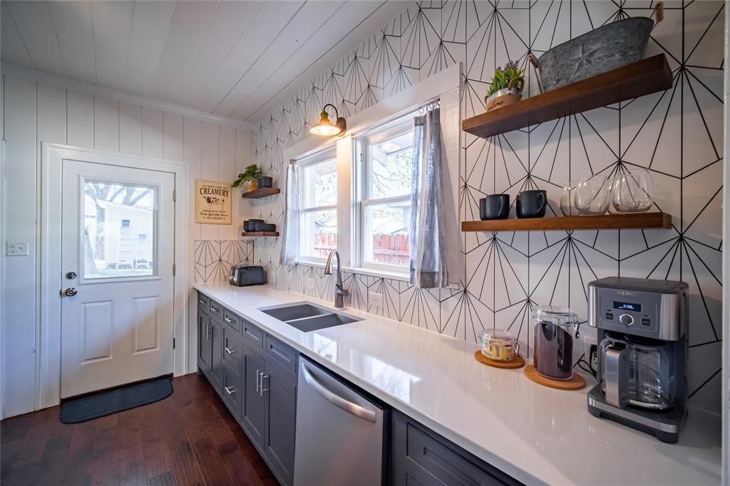 South Hemphill Heights Add - Residential Lease