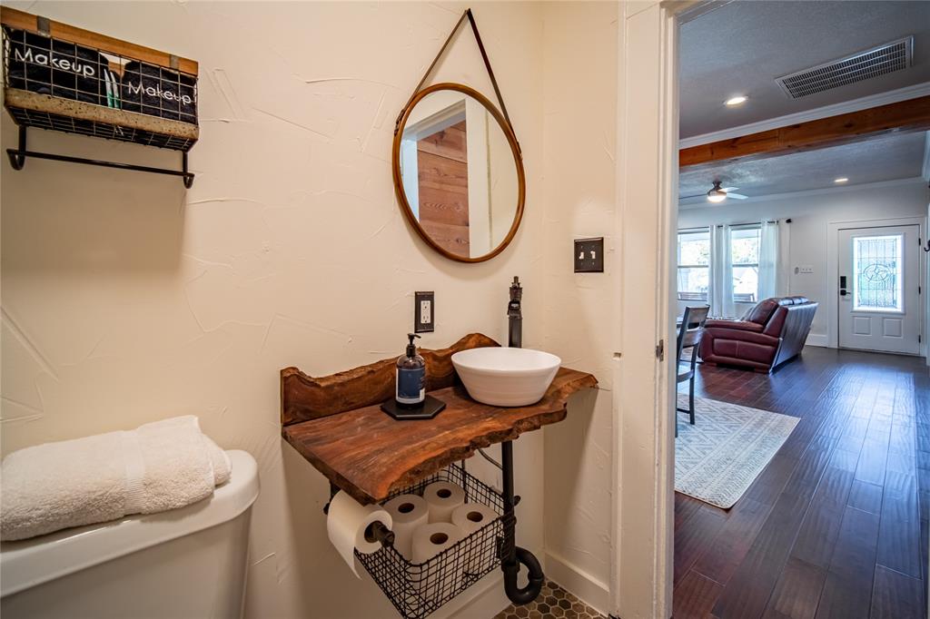 South Hemphill Heights Add - Residential Lease