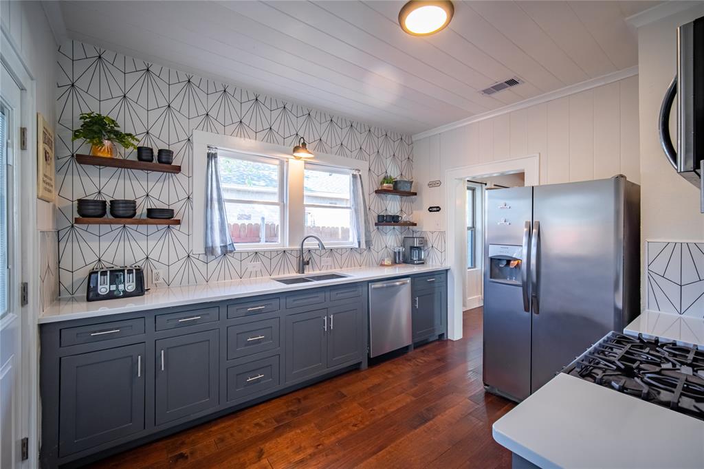 South Hemphill Heights Add - Residential Lease