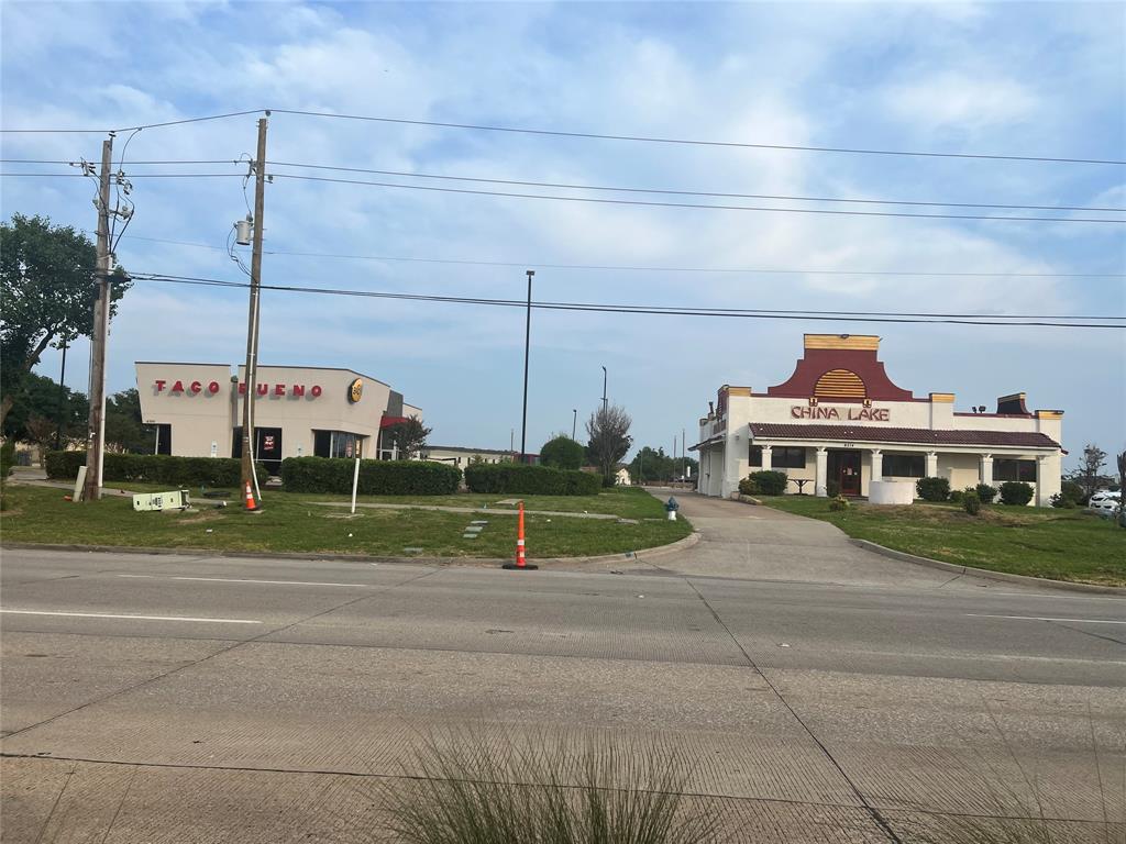 James Saunders Abstact - Land