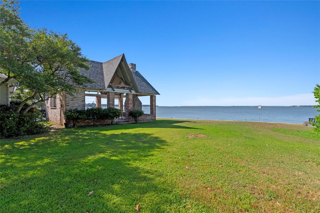 2213 N Wind Drive
