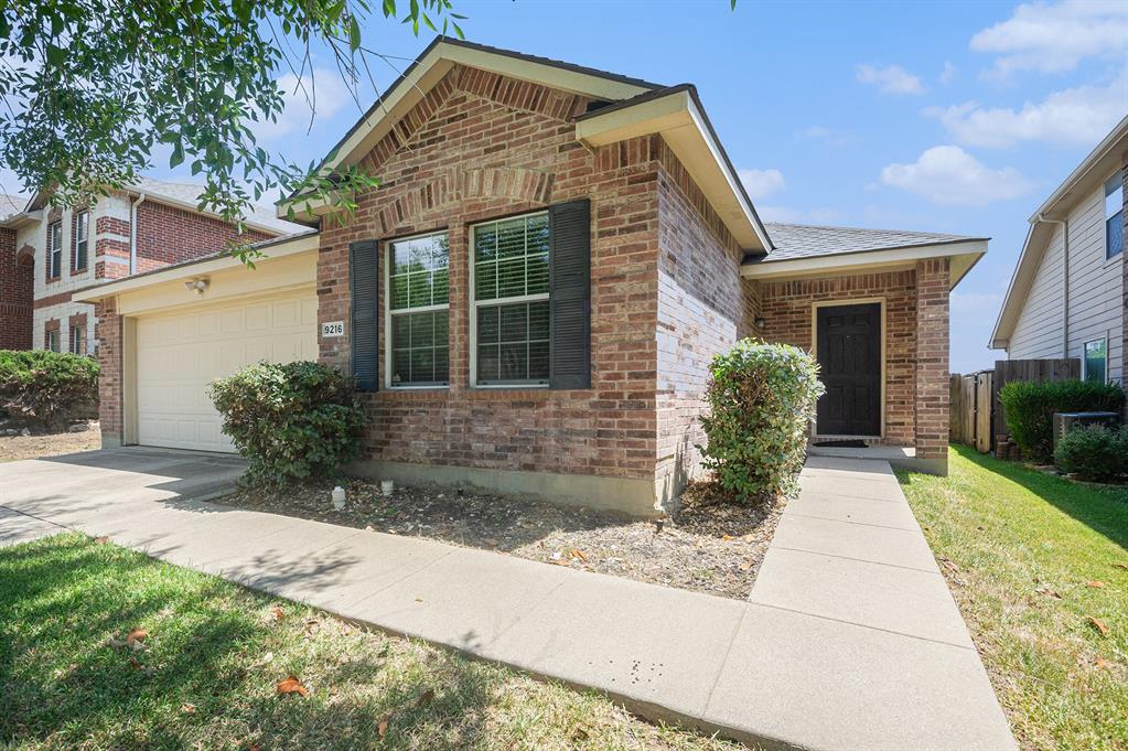 9216 White Swan Place