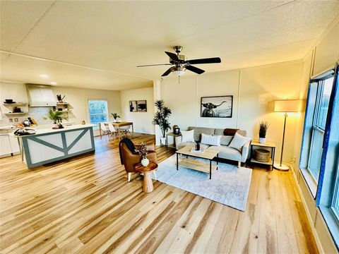 51 Spring Creek Circle Grand Prairie TX 75054